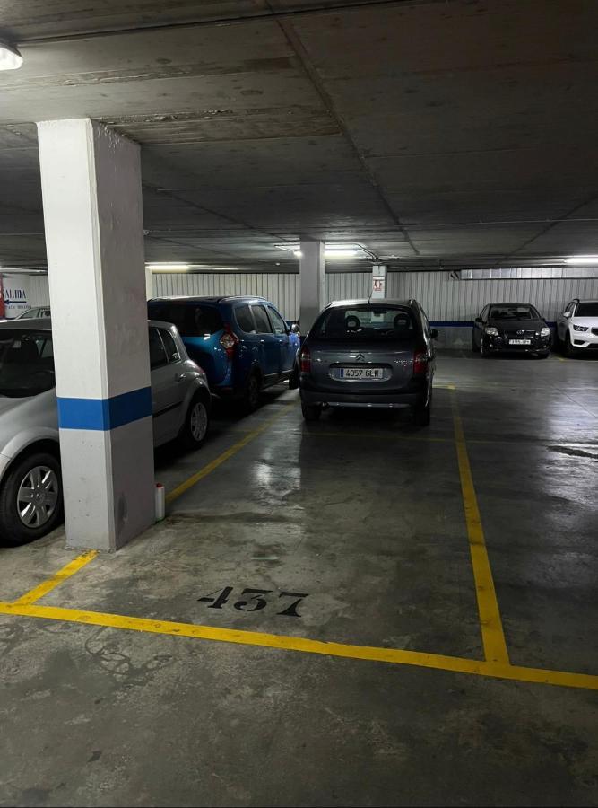 Genuar Apartments Malaga Center. Free Parking エクステリア 写真