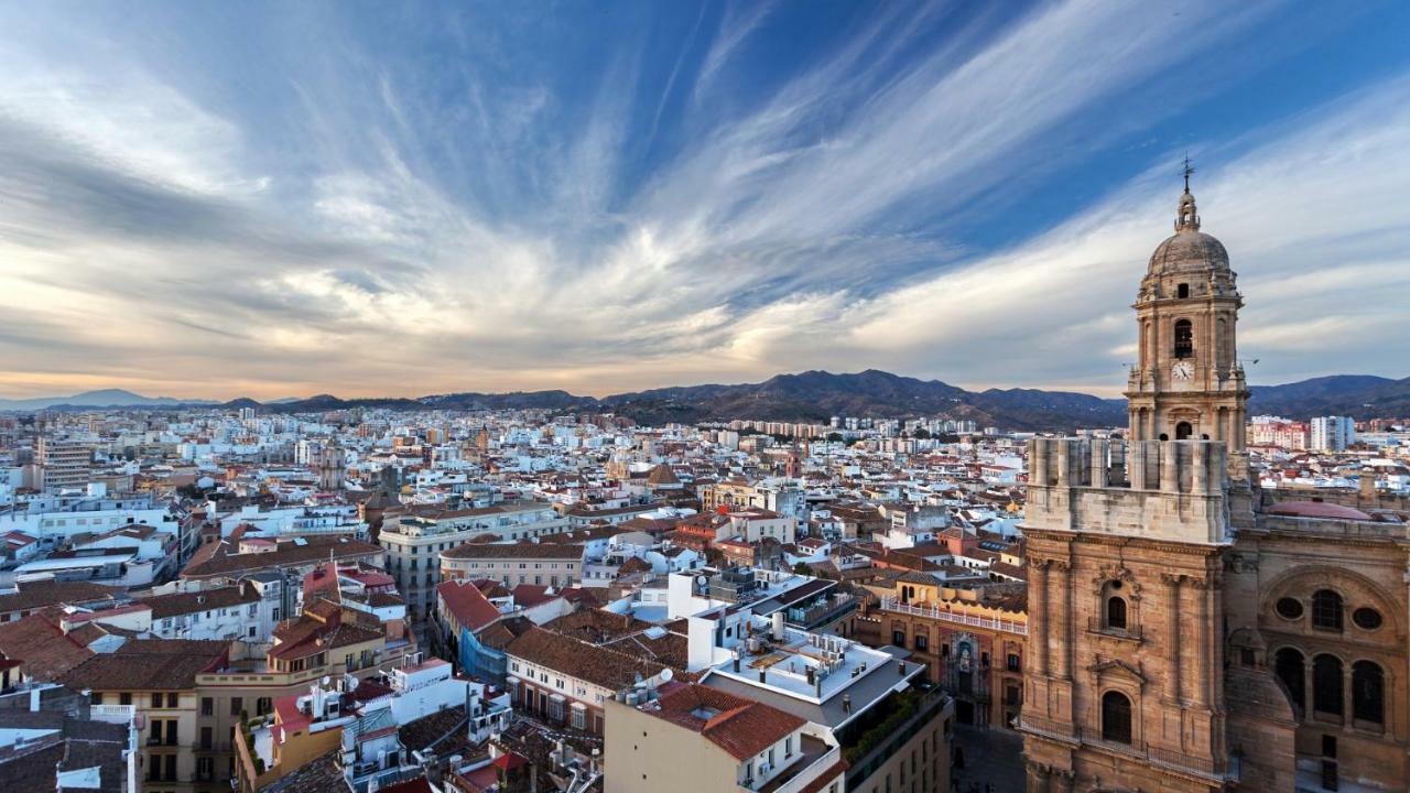 Genuar Apartments Malaga Center. Free Parking エクステリア 写真