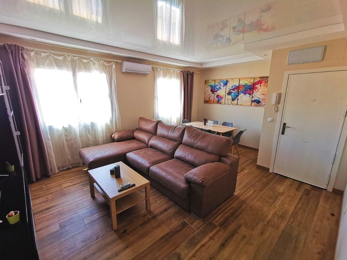 Genuar Apartments Malaga Center. Free Parking エクステリア 写真